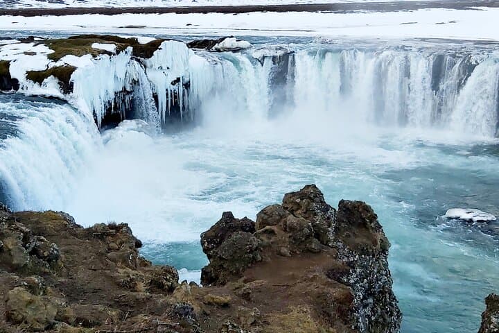 Winter Combo Godafoss Christmas House and The Forest Lagoon 2