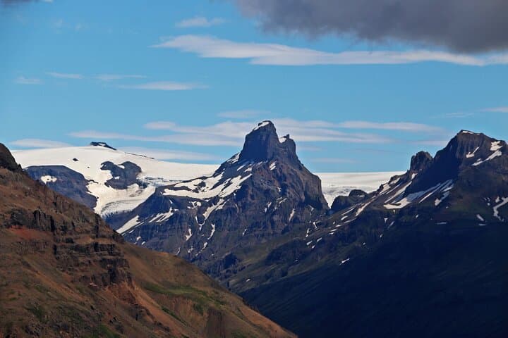Scenic Airplane flight around Skaftafell National Park 5