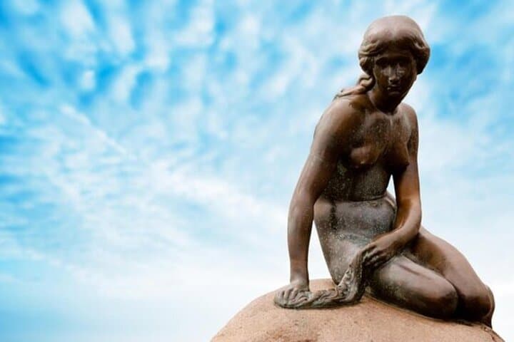 Copenhagen: 3 hrs Private Sightseeing in Premium Vehicle 4