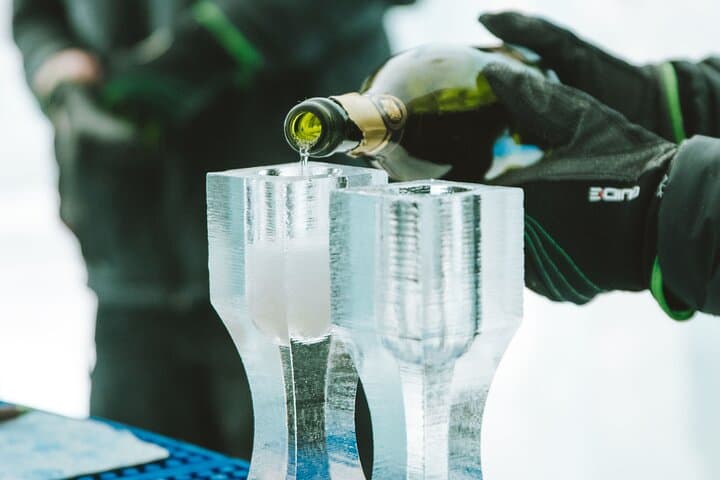 Explore the Icehotel, Day Trip from Abisko 4