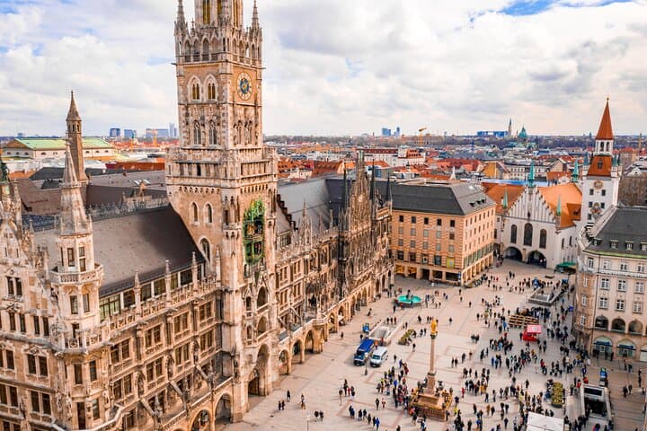 Private transfer from Nuremberg to Munich with 2h for sightseeing 2
