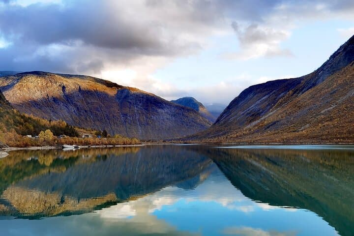 3days tour to Flåm-næroyfjord(or Preikstolen Hiking)-Bergen 4