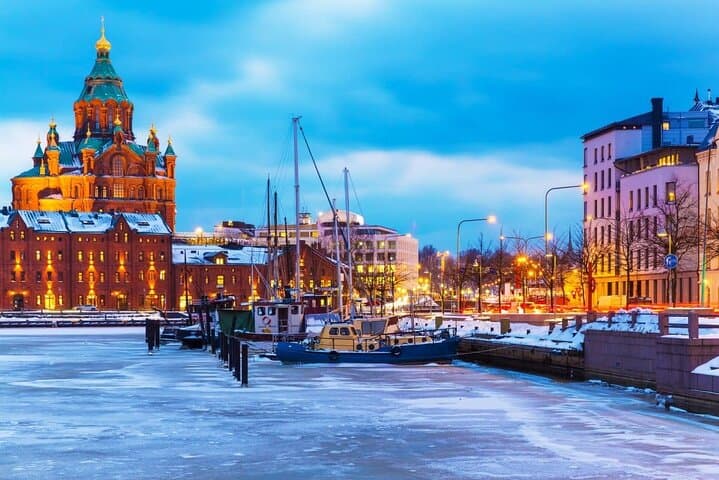 Helsinki and Porvoo Private Tour by Luxury Car with Guide 3
