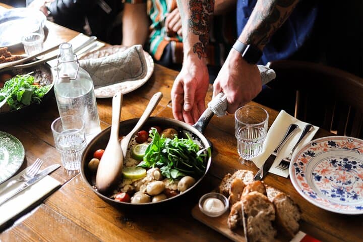 Akureyri Food Walk With 5 Tastings and a Local Guide