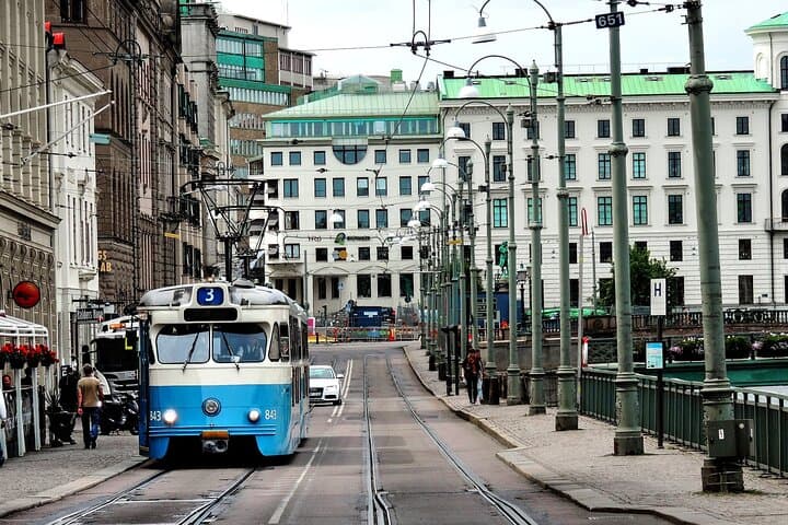 Explore Gothenburg in 60 minutes with a Local 3