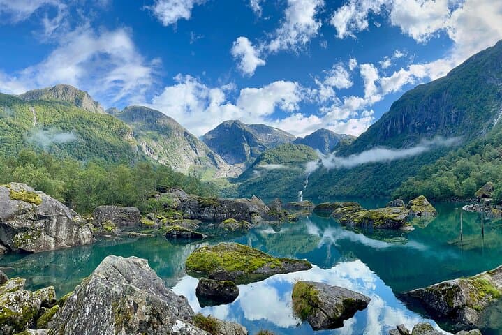 Bergen: Easy Hike to Bondhus Glacier Lake w/Lunch in Rosendal 2