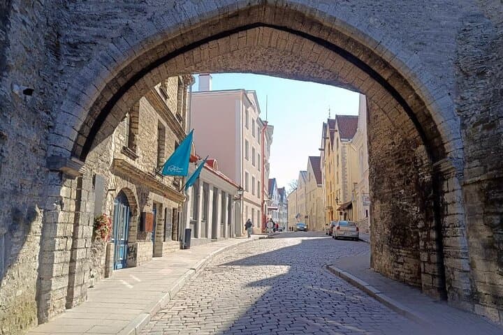 Old Tallinn Highlights & its Medieval Past 2