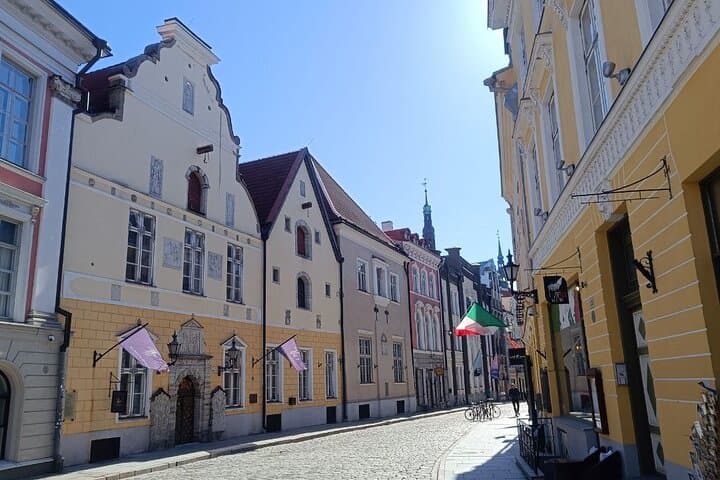 Old Tallinn Highlights & its Medieval Past 3