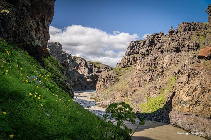 Iceland’s Top Grade 4 Rafting – Drysuit, Canyon & Adrenaline 5