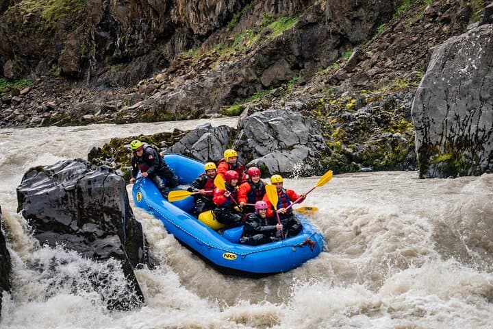 East Glacial River – Grade 4 Rafting with Drysuits, North Iceland 2