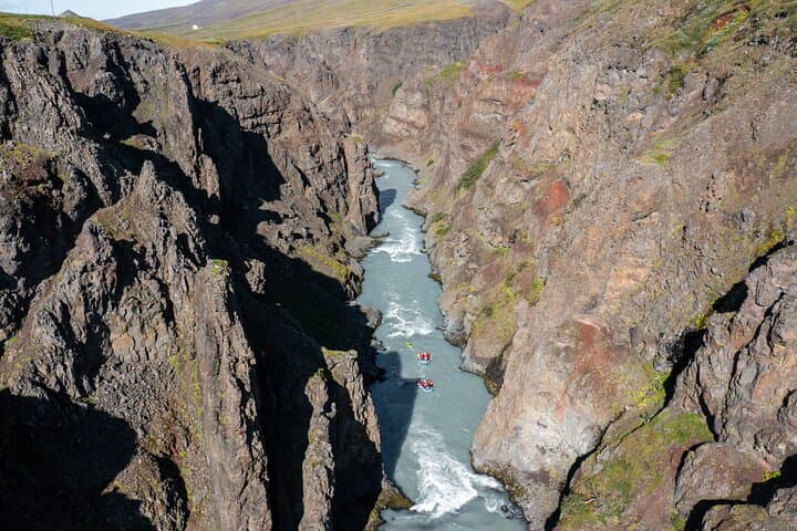 East Glacial River – Grade 4 Rafting with Drysuits, North Iceland 3