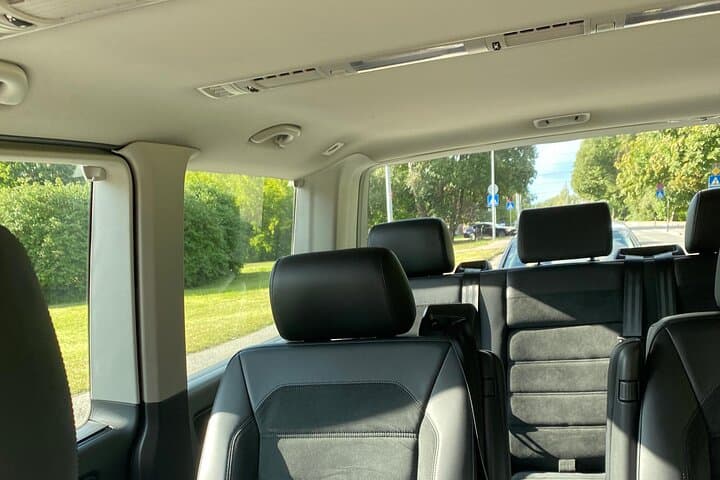 Riga Airport Private Transfer - private group 1 to 8 pax 3