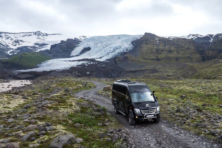 Vatnajökull Guided Beginner Glacier Walk with 4x4 Transfer 5