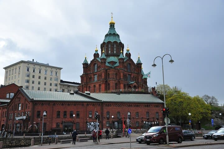 Helsinki Free Walking Tour en Español Small Group 4