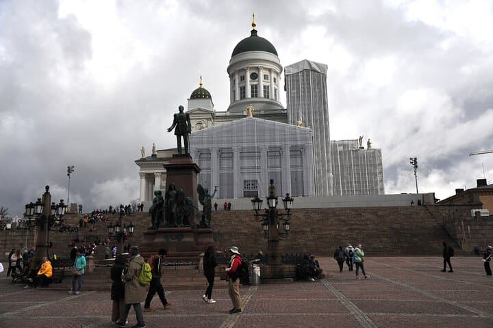 Helsinki Free Walking Tour en Español Small Group 2
