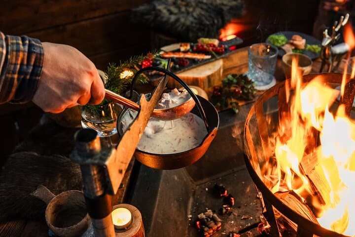 Expedition "INTO THE WILD" Safari and Lunch in Glass Igloo 2