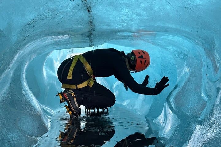 Glacier Adventure at Sólheimajökull 4