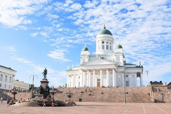 Helsinki & Suomenlinna: City Highlights Tour with Ferry Ride 2
