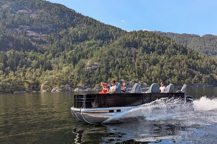 Private Fjordcruise by Luxury Pontoon Boat - Bergen Fjords 2
