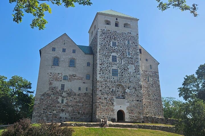 Medieval Turku: Castle & Old Town Guided Tour from Helsinki