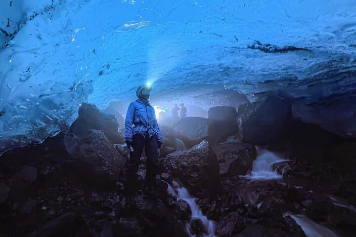 Sólheimajökull Glacier Hike with Ice Cave Exploration 2