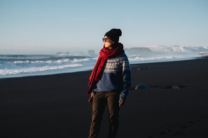 Iceland: Diamond Beach Glacier Lagoon Black Sand Beach 冰岛冰河湖中文一日团 4