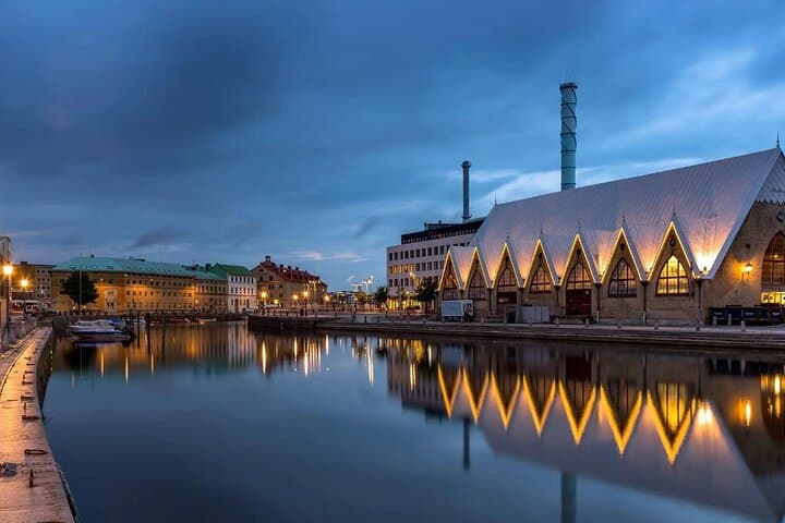 Gothenburg Private Walking Tour with a Local 3