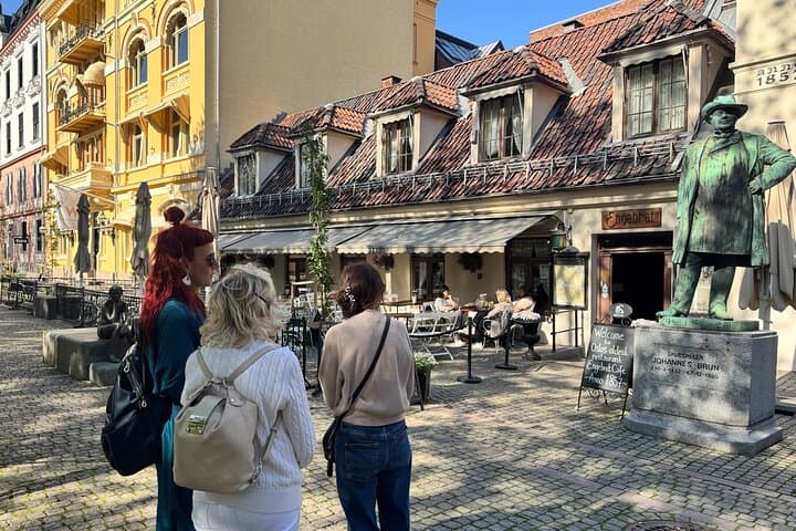 Oslo City Walk with Passionate Founder, shared/private (English) 5
