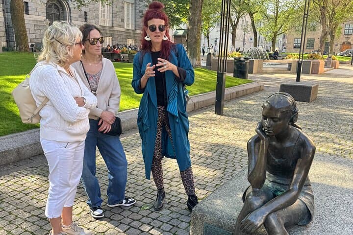 Oslo City Walk with Passionate Founder, shared/private (German) 3