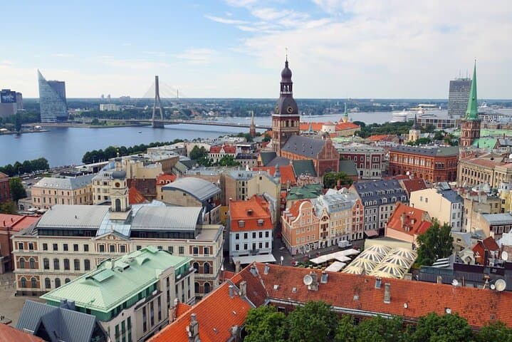 Riga Private Walking Tour with a Local