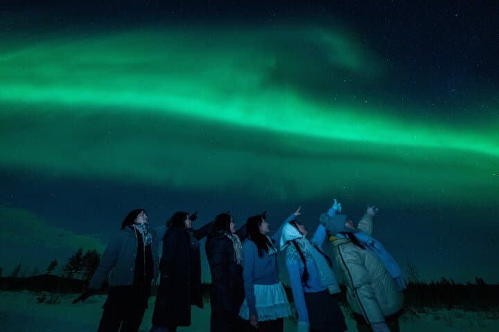 Rovaniemi Private Unlimited Range Northern Lights Hunt VIP Van 2