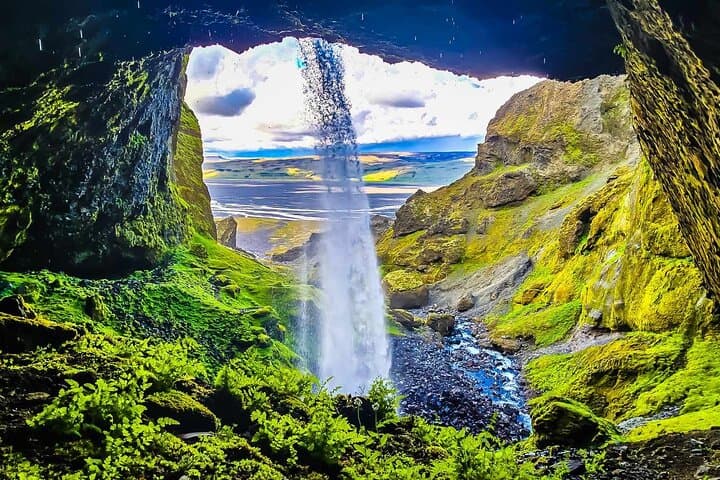 Private Thorsmork Day Hike by Super Jeep 2