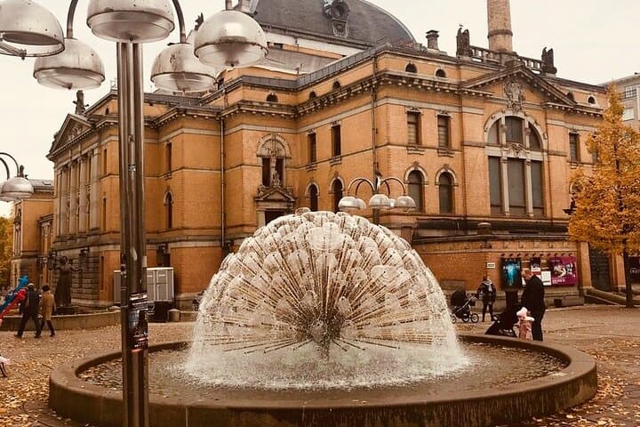 Best of Oslo: Small Group Walking Tour (Max 10, 3 Hours) 3