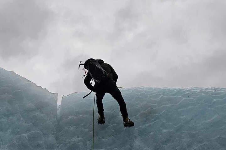 Private Ice Climbing on Sólheimajökull 3