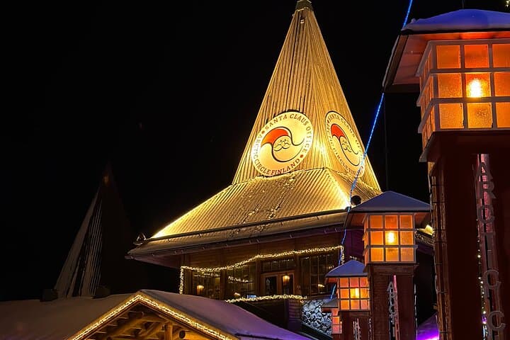 Santa Claus Village with Reindeer & Husky Ride 2