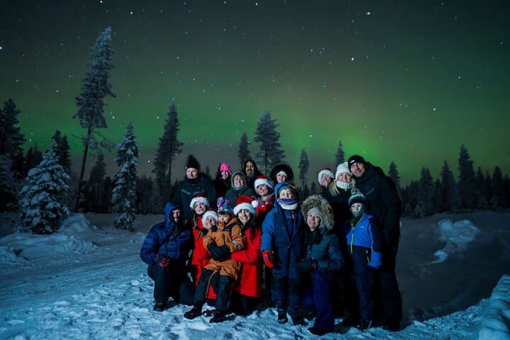 Rovaniemi: Meet Santa Claus & Northern Lights Experience 4