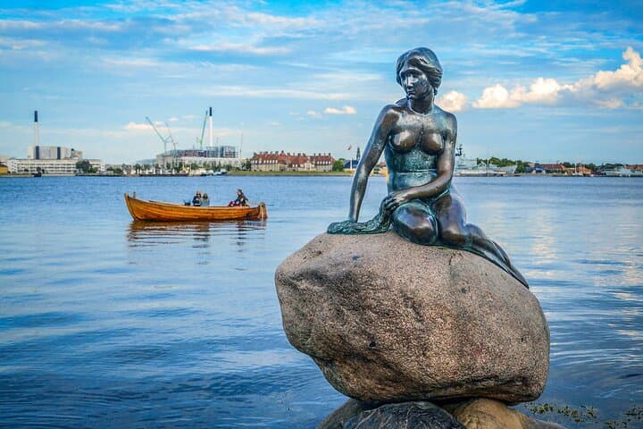 Copenhagen Walking Tour with Audioguide on Your Smartphone 4
