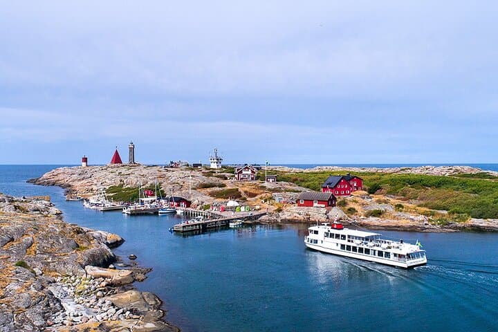 Guided boat tour to Vinga in Gothenburg