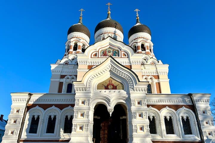 Guided Tallinn Old Town Walking Tour 3