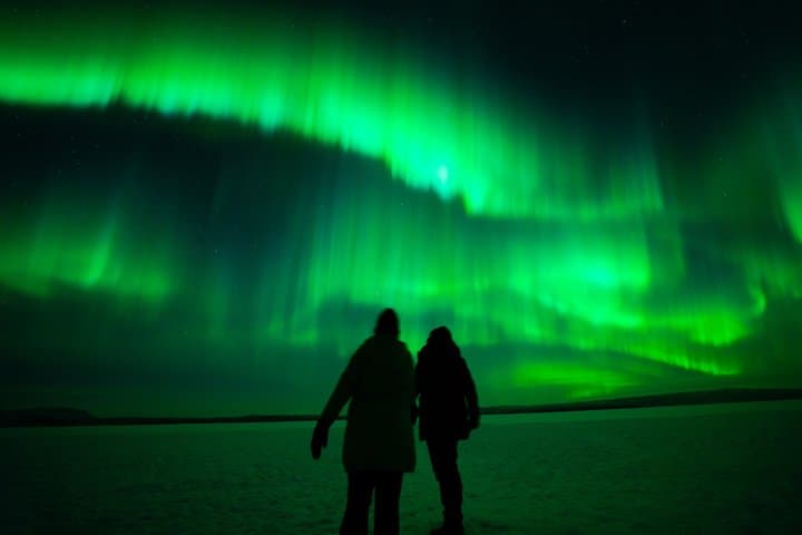 Rovaniemi: Guaranteed Northern Lights Group Tour - Photography