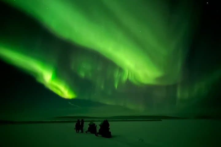 Northern Light Snowmobile Tour in Kiruna 2