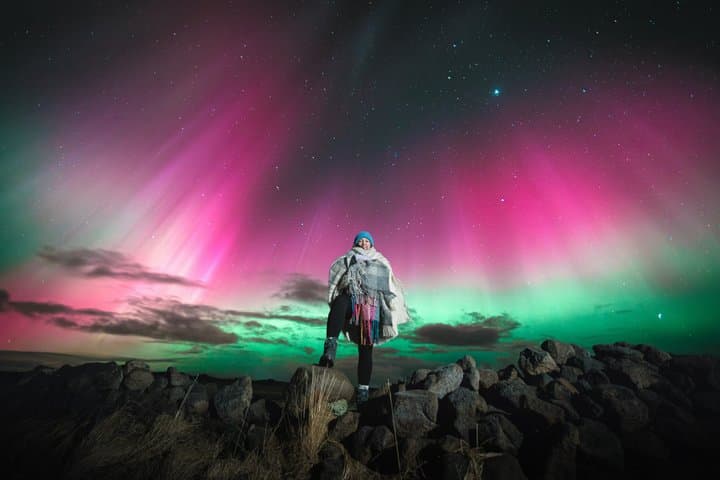 Reykjavik Northern Lights Tour with Professional Photographer 4