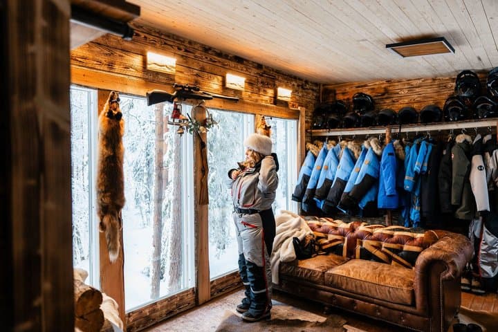 Private Expedition: INTO THE WILD Safari & Lunch in Glass Igloo 3