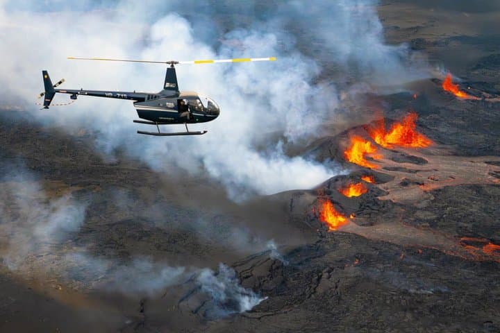 Reykjavik Helicopter Private Tour of Volcanoes 3